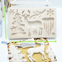 Silicone Mould Deer Christmas Scene 8cav