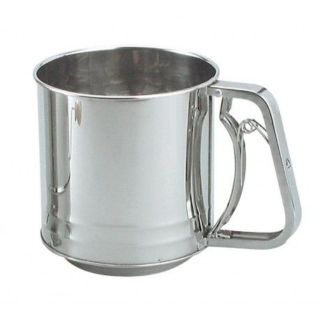 Chef Inox 5 Cup Flour Sifter - Squeeze Handle Chef Inox,Cooks