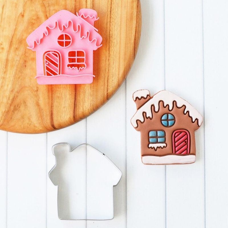 gingerbread-house-emboss-3d-printed-cookie-stamp