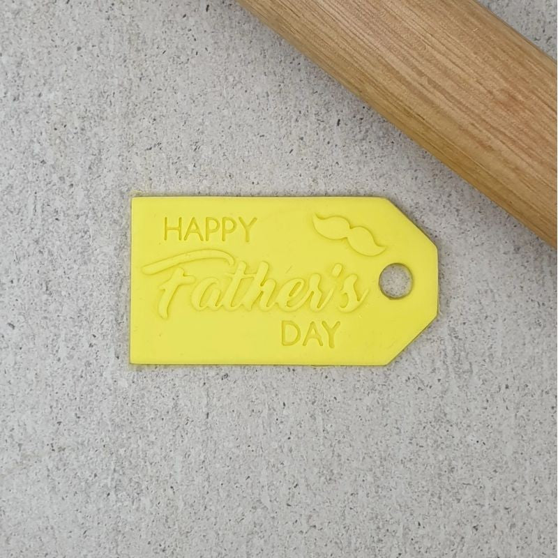ccc-fathers-day-gift-tag-debosser-cutter-set