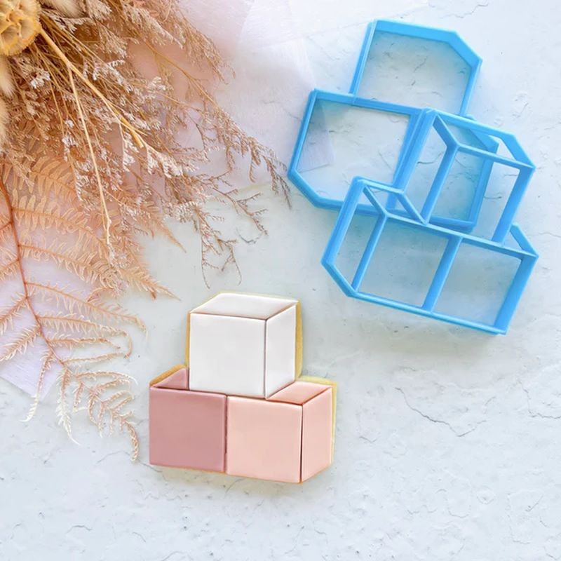 cake-sera-sera-montreal-inspired-statement-cutter-set