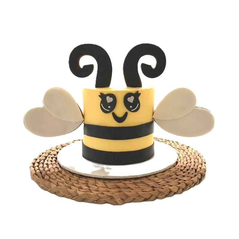 SweetP Bee Cake Cutter Set