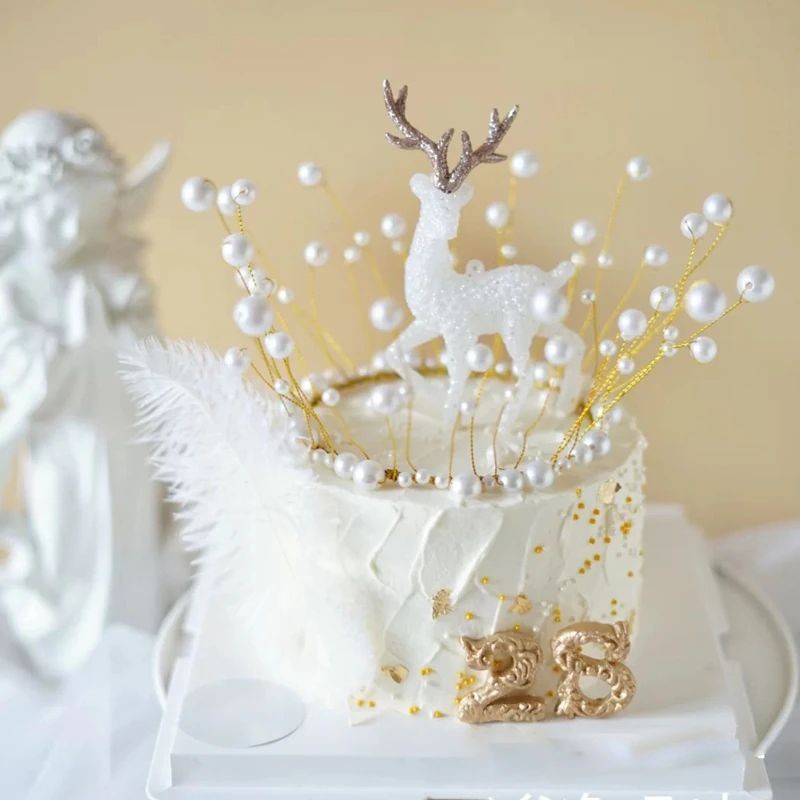 cake-topper-reindeer-white-with-gold-antlers