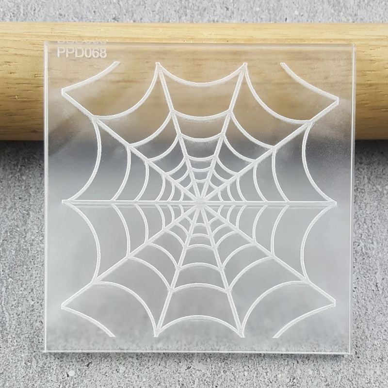 ccc-spiderweb-pattern-plate