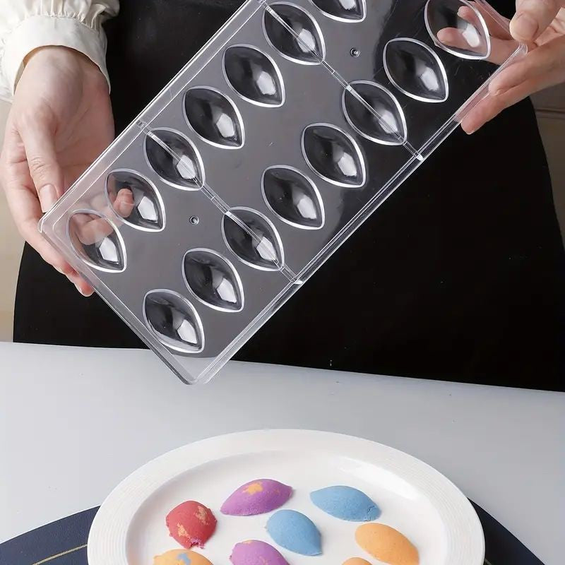 plastic-chocolate-mould-teardrop