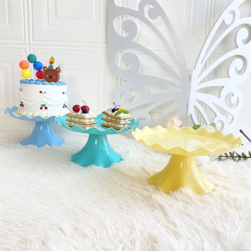 Scalloped Plastic Cake Stand - Blue