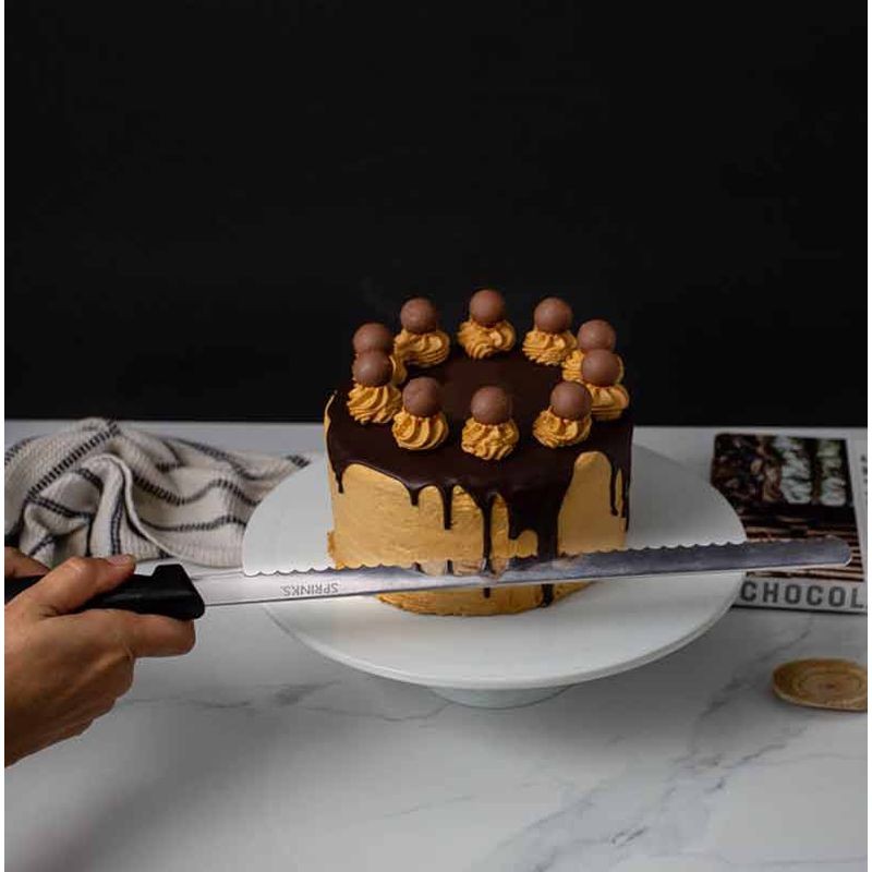 sprinks-serrated-cake-knife-35-5cm
