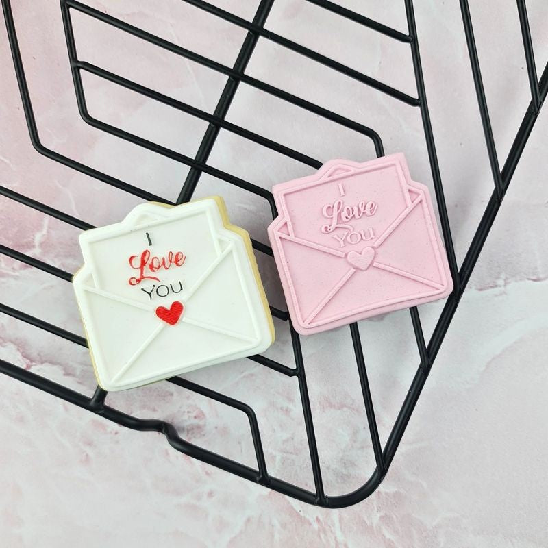 ccc-mini-love-letter-cutter-debosser-set