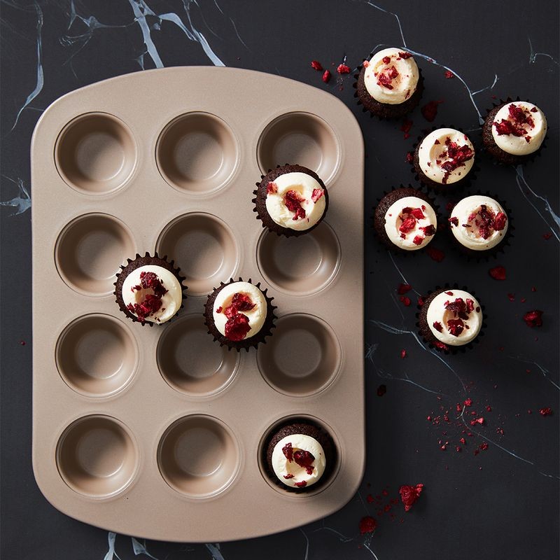 stanley-rogers-ceramabake-mini-muffin-pan-12-cup