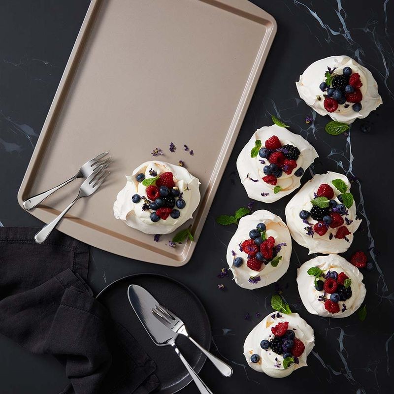 stanley-rogers-ceramabake-baking-tray-23x16cm