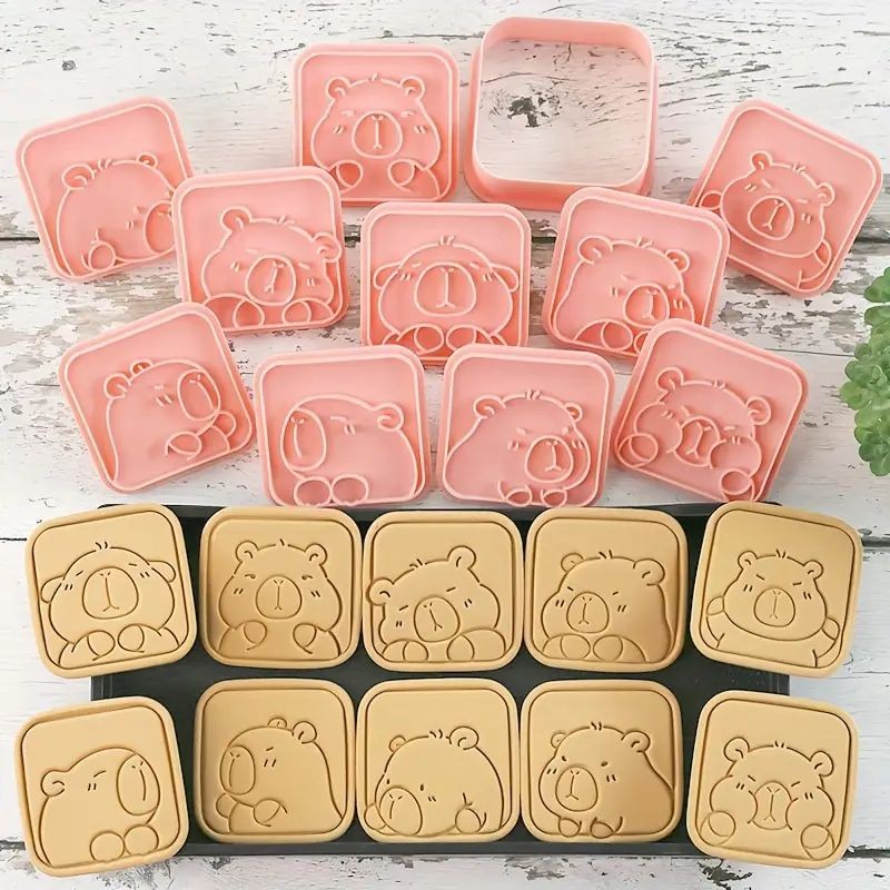cookie-cutter-and-embosser-capybara-8pc-set