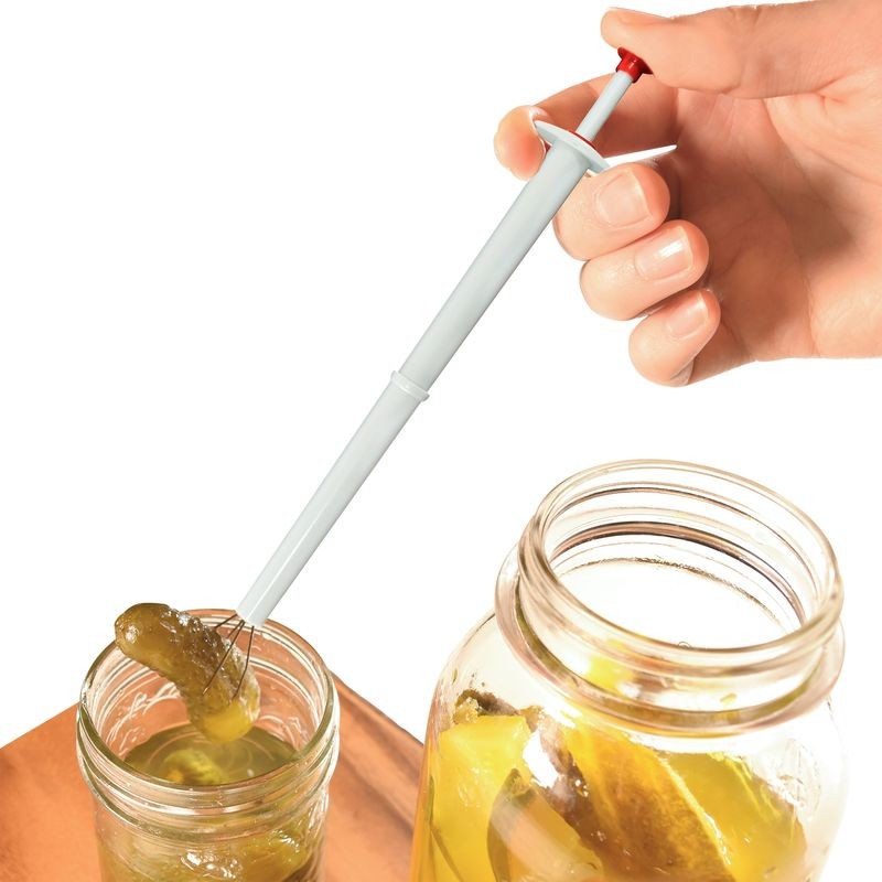 r-m-pickle-picker-white