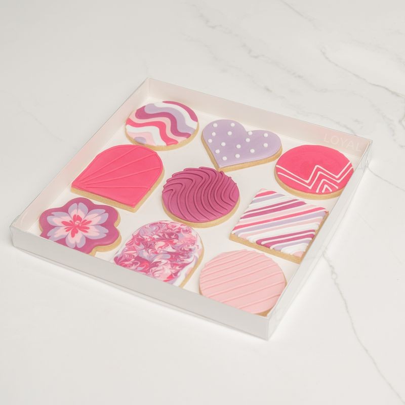 loyal-cookie-box-with-clear-lid-large-25x25x2-5cm