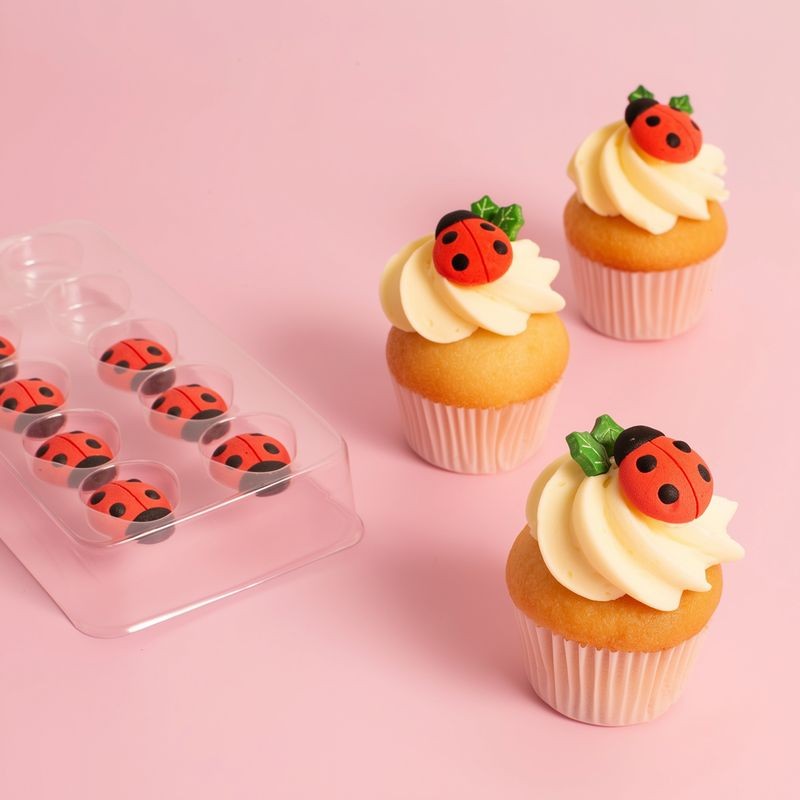 sprinks-icing-decorations-ladybugs-10-pieces