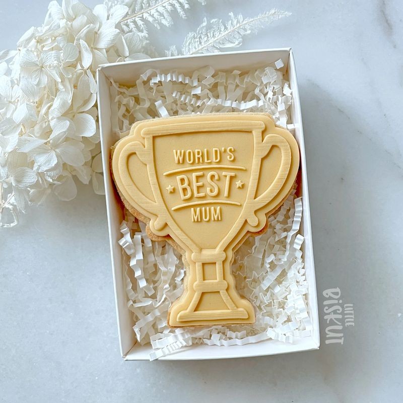 little-biskut-trophy-cutter-changeable-debosser-set