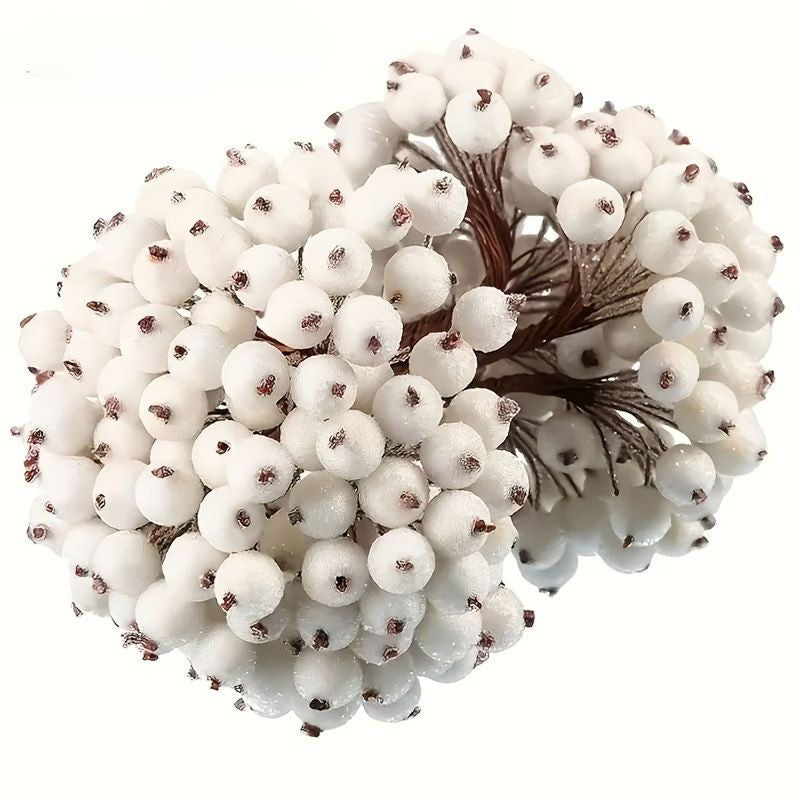 Artificial Frosted Berry Stems – White 20 Pack